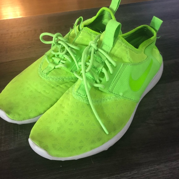 nike shoes with lime green